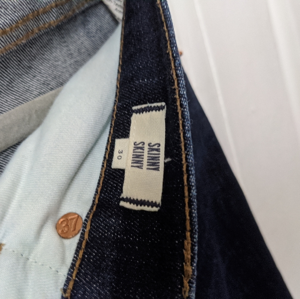 *Sold* Madewell skinny skinny jeans size 30